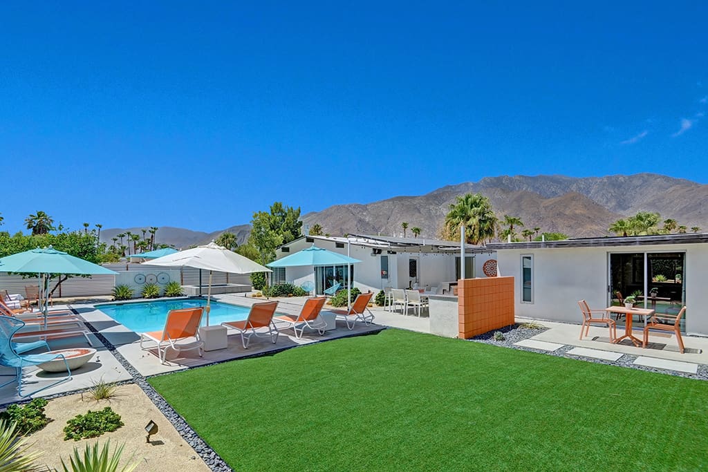 BACK OF HOUSE + VIEWS - ALEXANDER ON THE ROCKS - PALM SPRINGS VACATION RENTAL POOL HOME