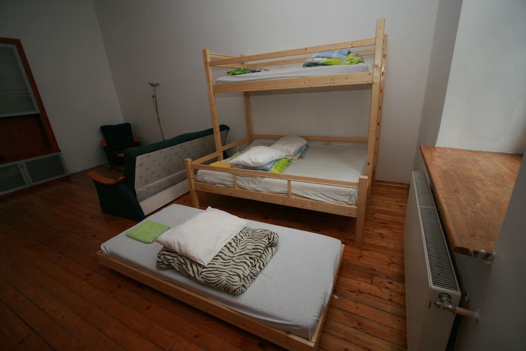 one single bed are movable and may be easily moved to your desired perfect place.