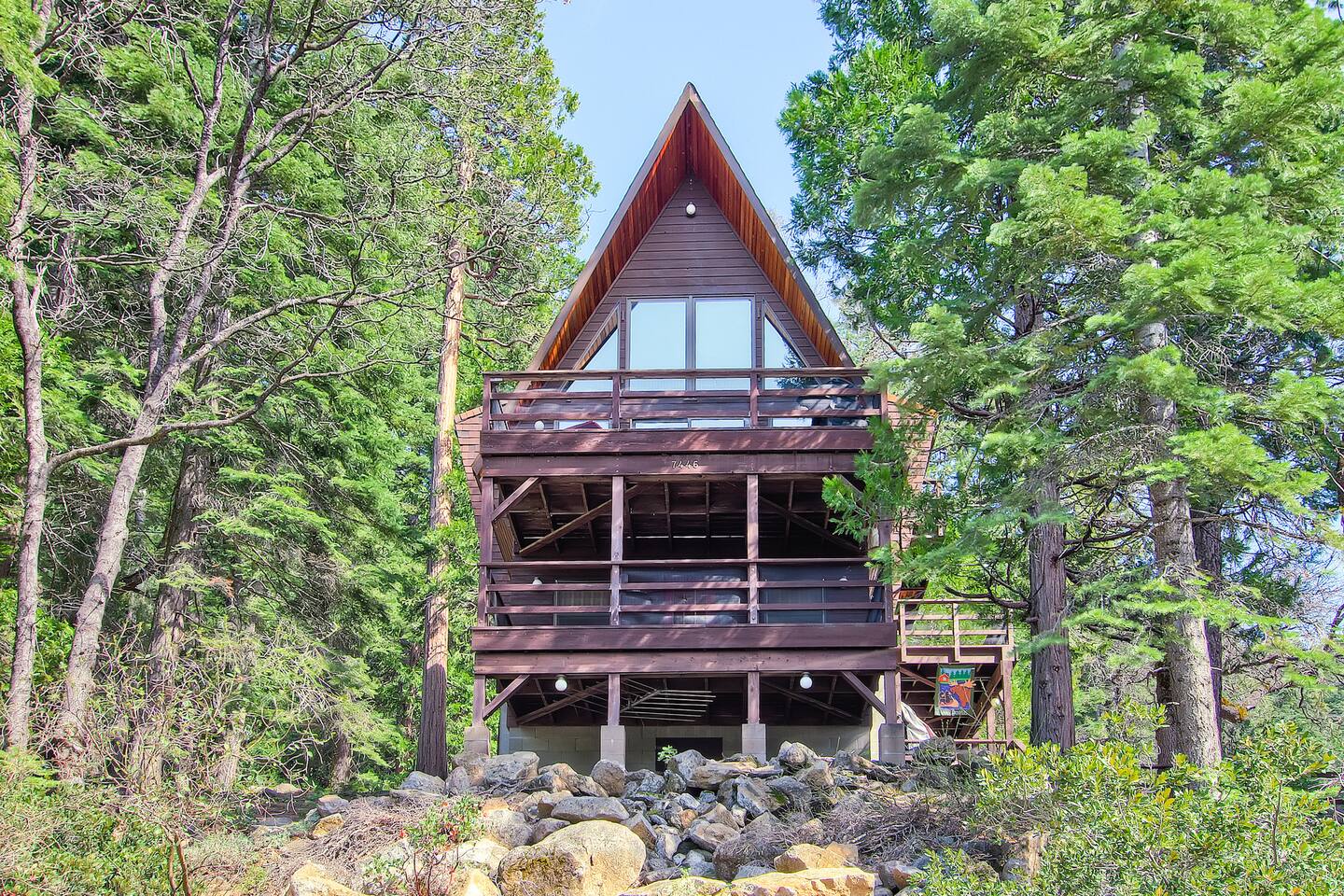 Yosemite S Stoneoaks Cabin Cabins For Rent In Yosemite National Park