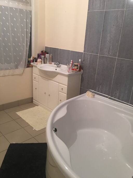 Bathroom & WC