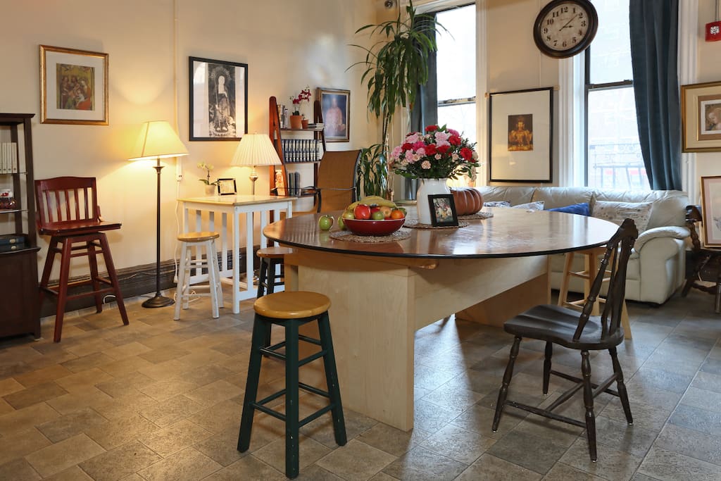 common breakfast area