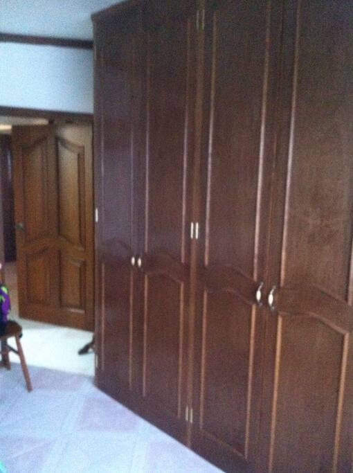 Amplio closet