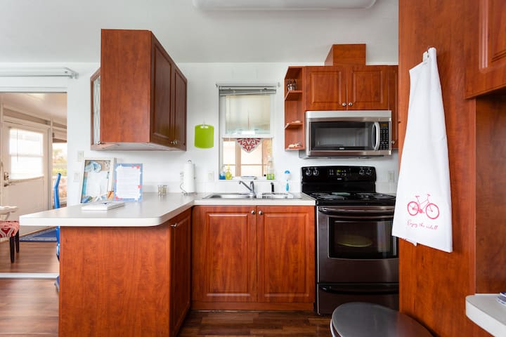 Crystal Lake Resort Tiny Houses For Rent In Naples Florida