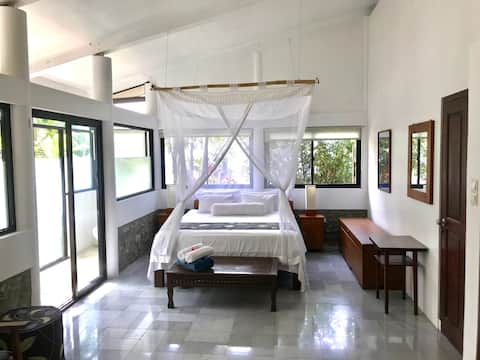 Puncak Air Manis - East Bed Room