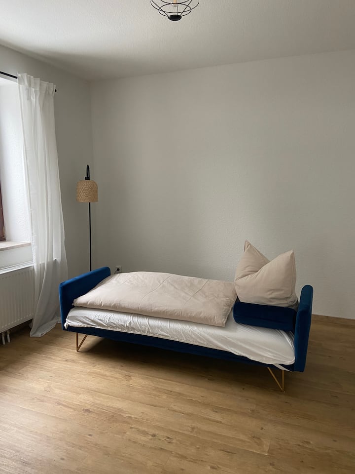 寝室3にはソファベッドがあり、寝室は約1.30 x 1.85メートルです。