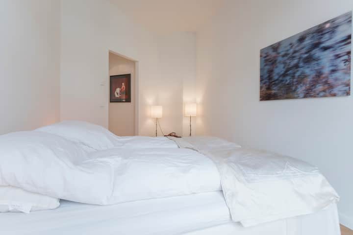 غرفة النوم الرئيسية