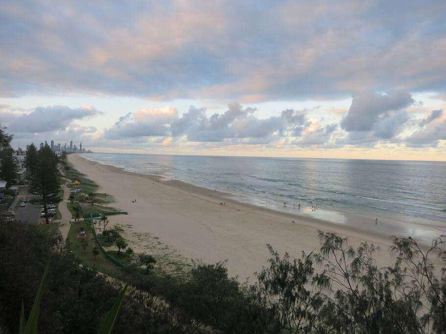 The view from north Burleigh Hill, 5 minute walk