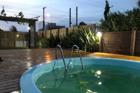 Casa privativa para veraneio com piscina