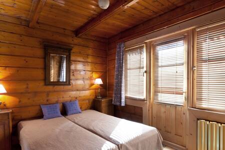 Trzy pokoje w siódmym niebie - pokój z lustrem