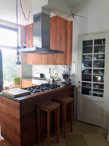 Ruime, dubbele bovenwoning in Rotterdam Kralingen! gallery image 5