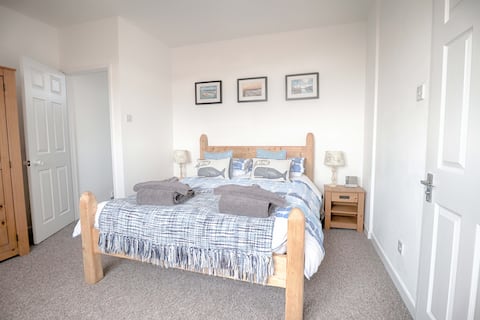 Harbour View Mevagissey-2 bed house with parking