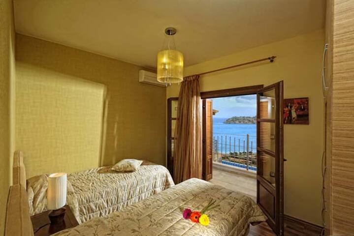 Villa Imperia gallery image 5