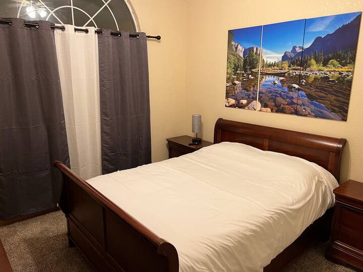 2nd Queen Bedroom. Brand new mattress for 2022