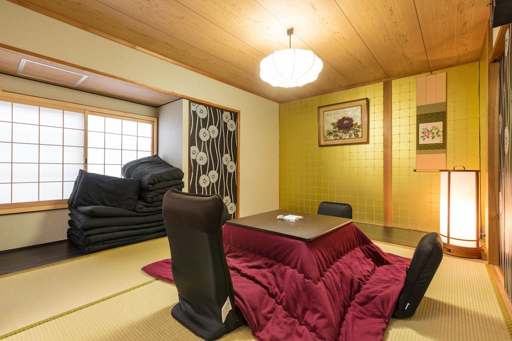 Typical Japanese style bedroom, enjoy Japanese culture here.
传统日式房间,让您充分体验日式文化。