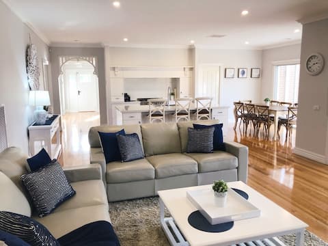 Popular Airbnb listing: Highbury House - Your perfect beach escape! in Rye