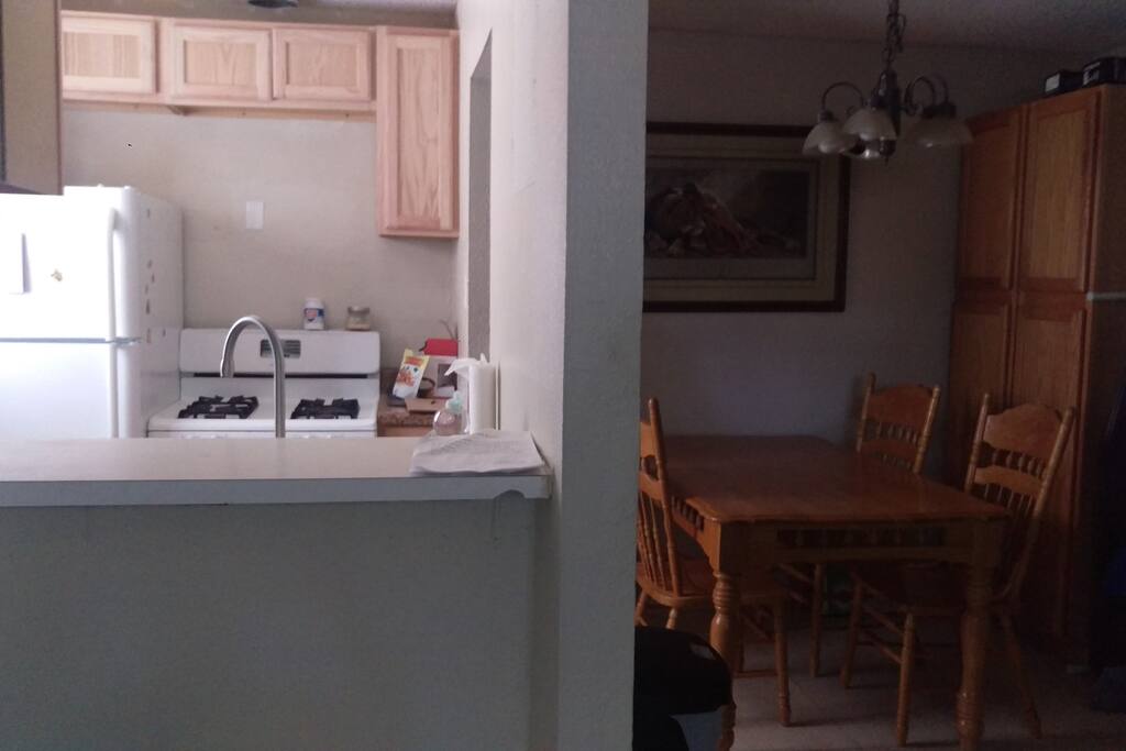 Shared Kitchen- Gas Stove