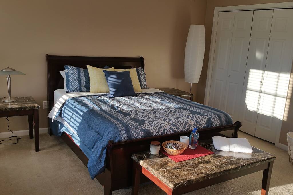Bedroom #1 with Queen Bed