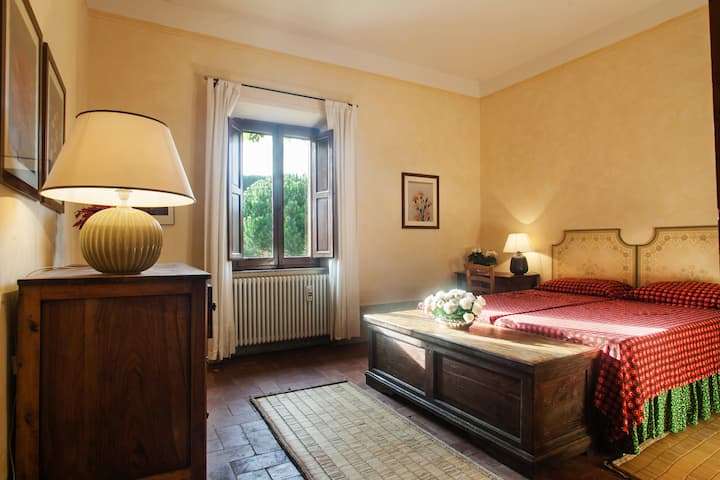 Double bedroom upstairs