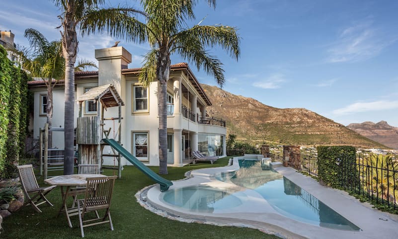 Luxury Hout Bay Villa