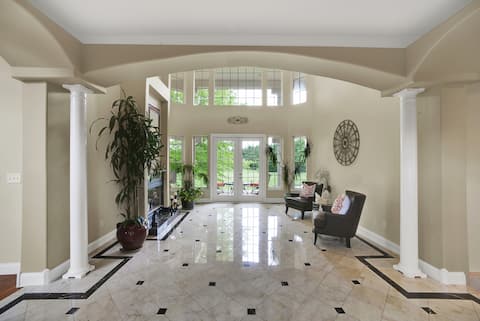 King Bed, Private Bath/Balcony