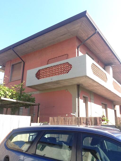 La casa della Zia Ro è quella sita al primo ed ultimo piano