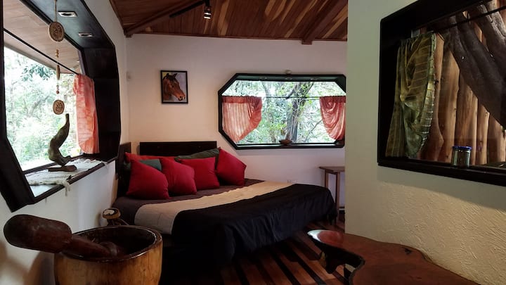 Kiwango cha Kanopi na kitanda cha ukubwa wa Malkia - Chumba cha kulala 4