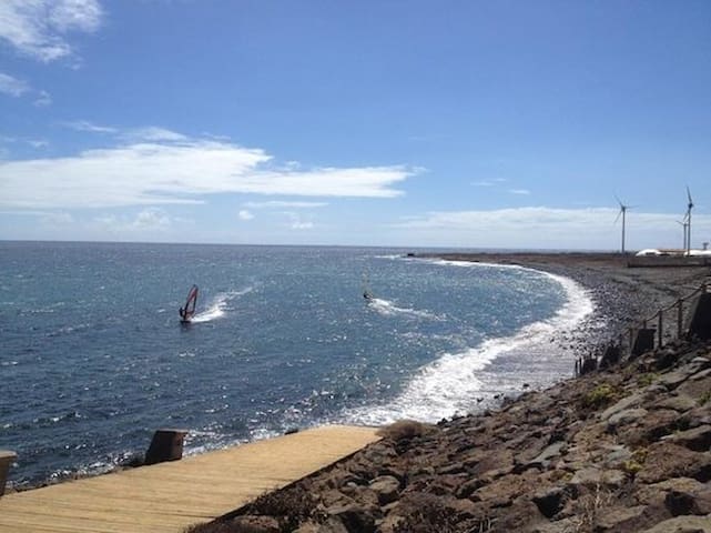 Beach apartment WIFI, BAJO 4..