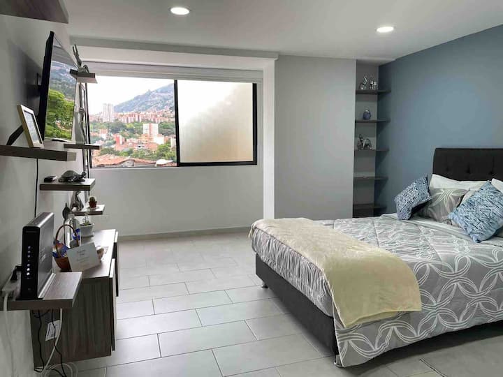 Modern Loft + 500 Mb Wifi Near Downtown - Medellín