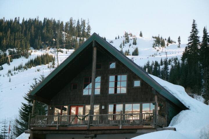 Airbnb Snoqualmie Pass Vacation Rentals Places To Stay