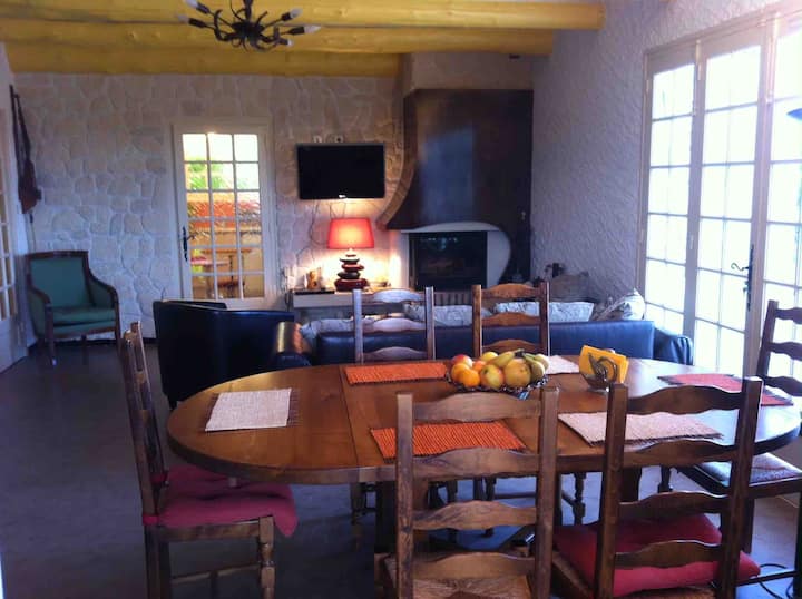 Belles Chambres D'hôtes Dans Un Cadre Verdoyant - Ruoms