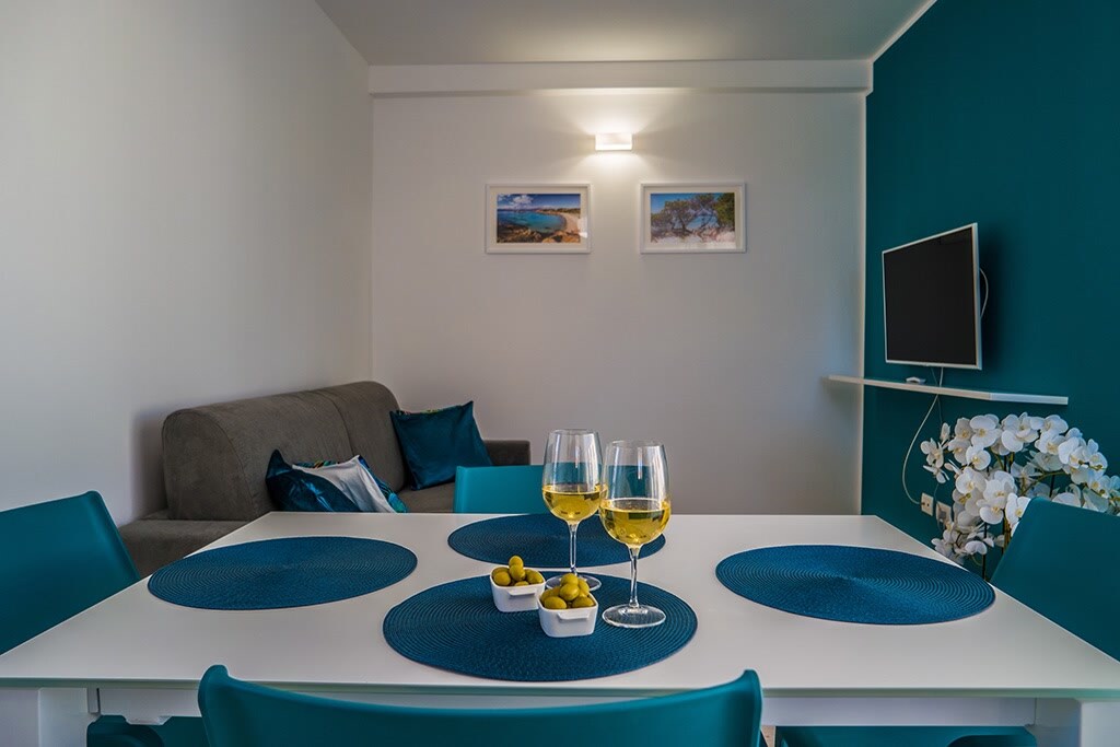 Popular Airbnb listing: By the Sea Maya Apt. in Golfo Aranci