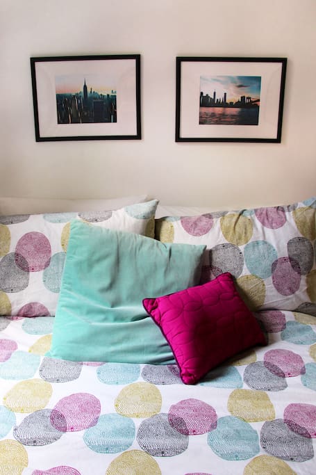 The room is furnished with a comfortable double bed ...