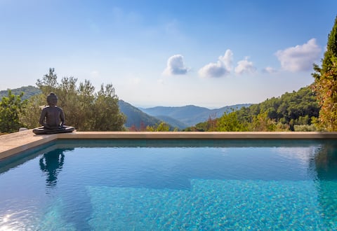 Finca with spectacular view