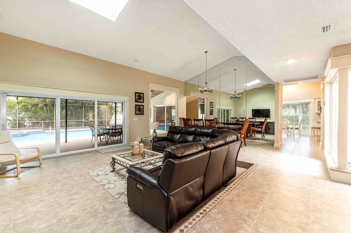 Cozy Home With Pool & Spa (Heated) In Wellington - Royal Palm Beach, FL