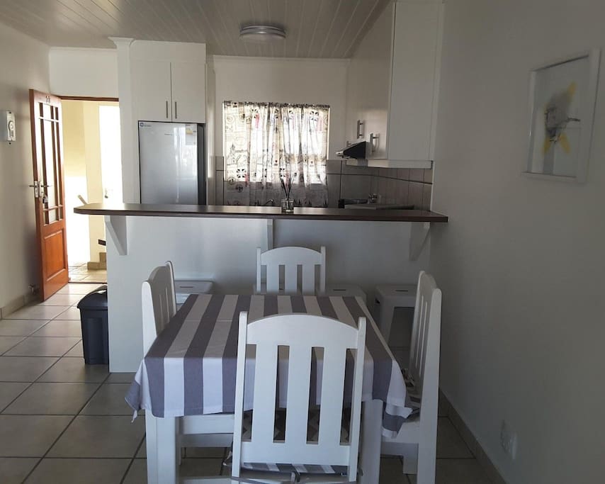 open plan dining/kitchen/lounge