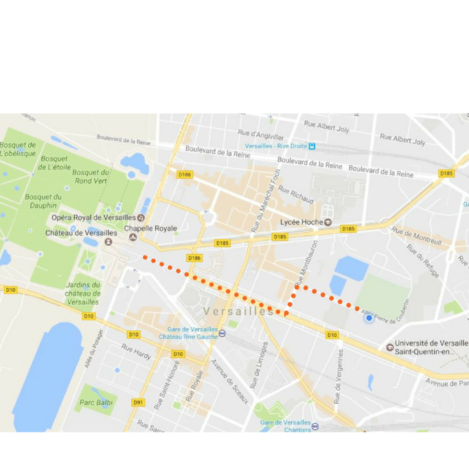 Nous sommes à 1.5 km de l'entrée du château, à 10 minutes à pied des gares reliant Paris.
