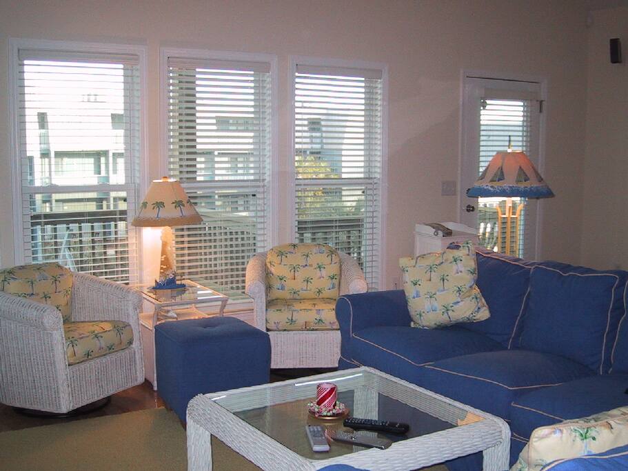 Living Room looking out to front porch