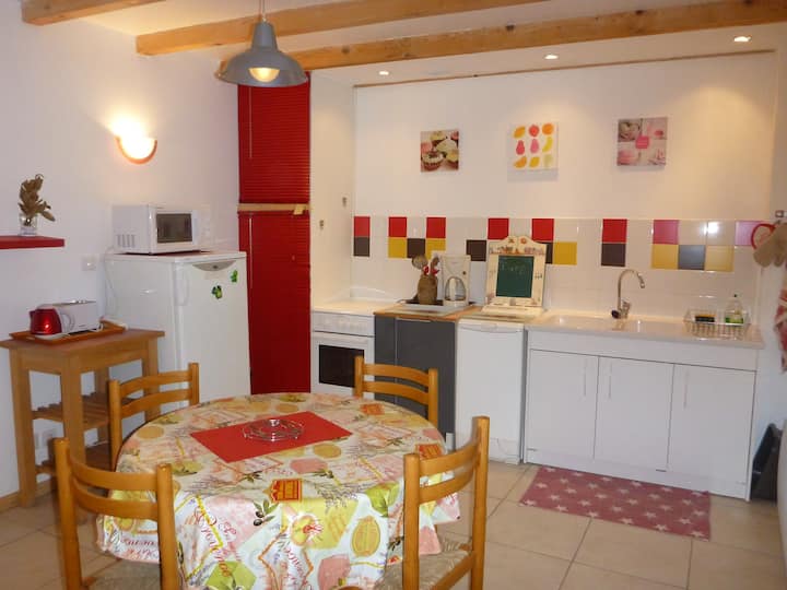 Étang du Loup locations moyenne et longue durée ou séjours prolongés