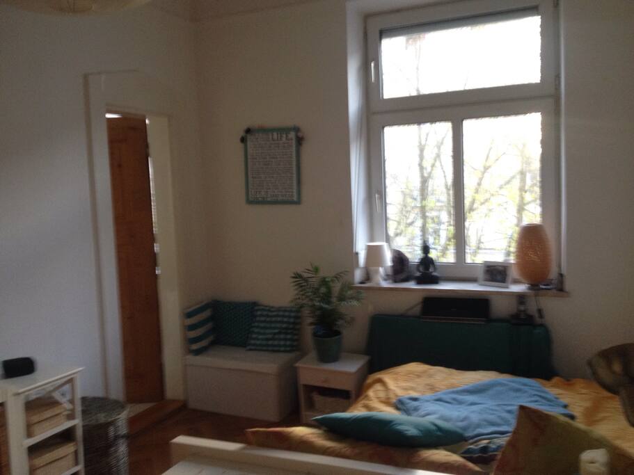 Zugang zum privaten Bad direkt am Zimmer