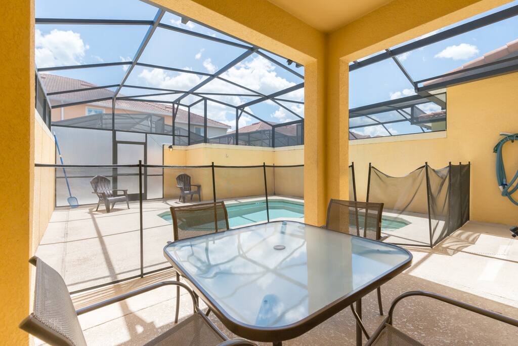 Private Pool