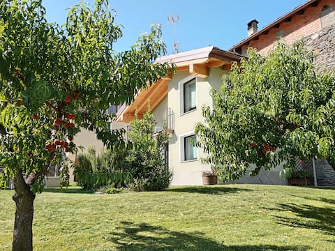 Mimì | At the Grandparents': Orizzonti alpini