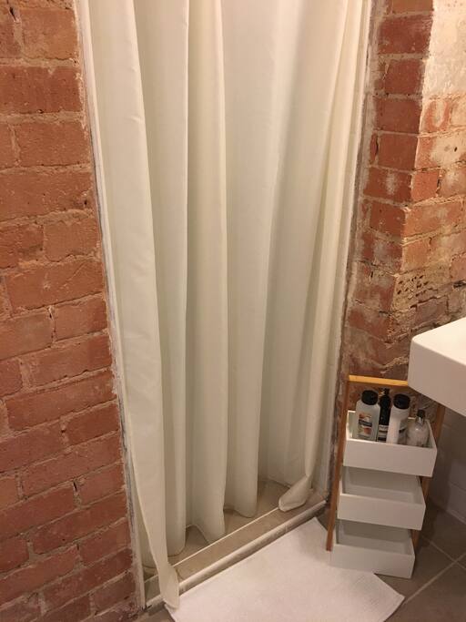 Ensuite shower