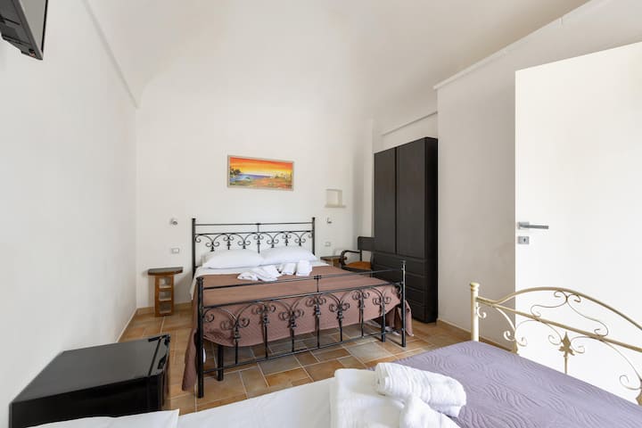B&b Mariano - Camera Tripla - Cisternino