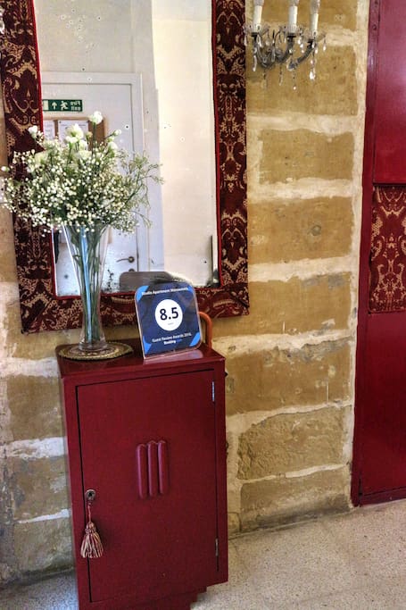 Welcoming Studio Apartment, just a stone's throw away from the promenade