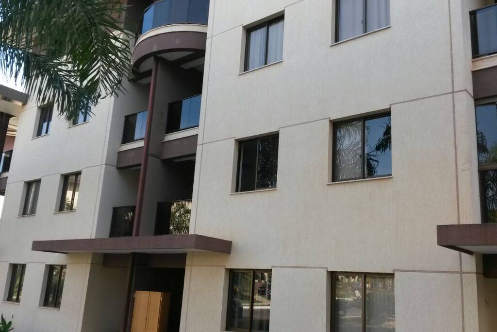 Edifício do apartamento
