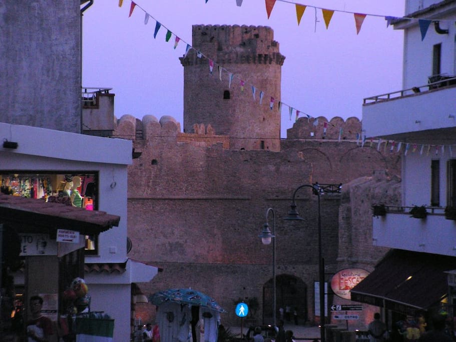 il castello visto dal corso