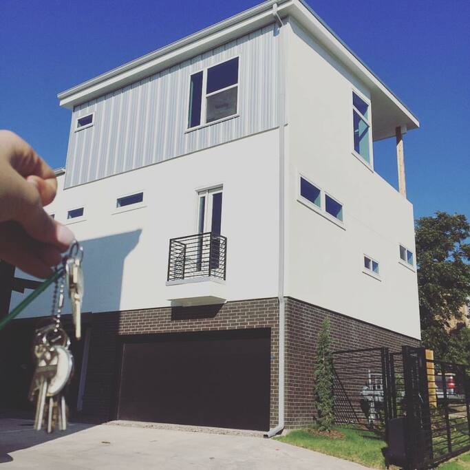 3 story townhouse