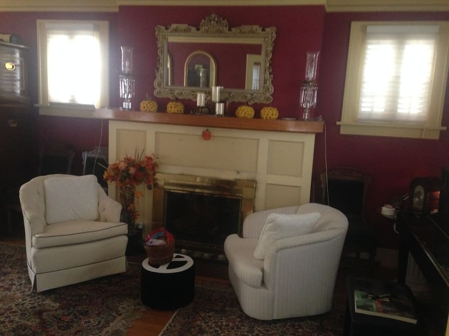 Fireside Lounge