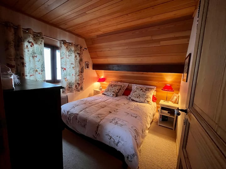 ห้องนอน 1 ชั้นล่าง 