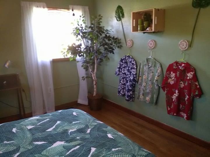Decoración de habitación tropical. ¡Margaritaville esperándote!